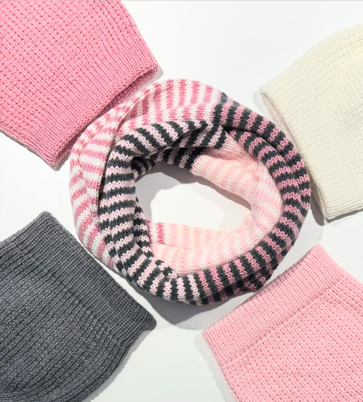 Ma Belle Amie Infinity Cowl